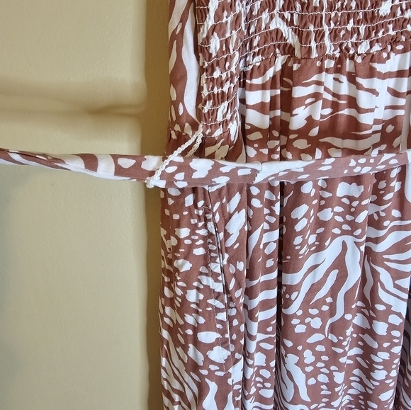 Japna Animal print dress with pockets Size Medium - Picture 8 of 9